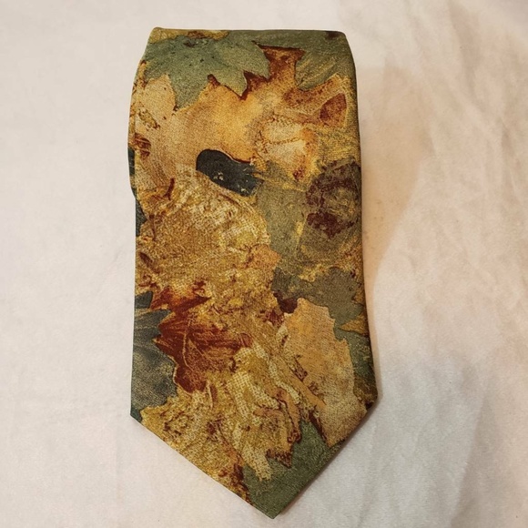 Countess Mara Other - Countess Mara Mens Necktie Green Gold Floral Silk